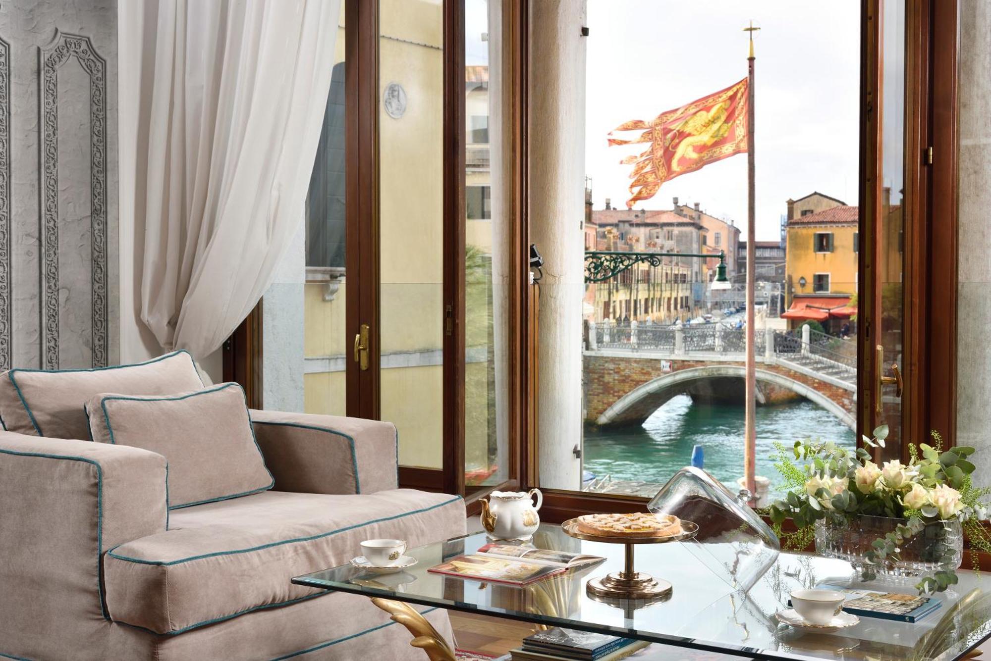 Swan Dolcevita Prestige Stay - Canal View & Exclusive Experience Venezia Esterno foto