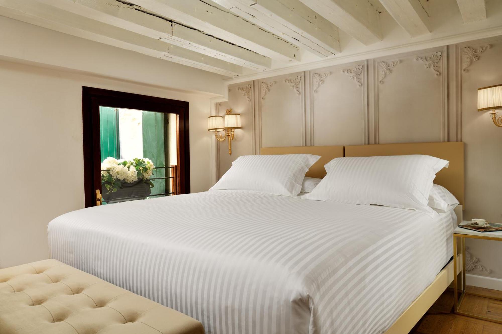 Swan Dolcevita Prestige Stay - Canal View & Exclusive Experience Venezia Esterno foto
